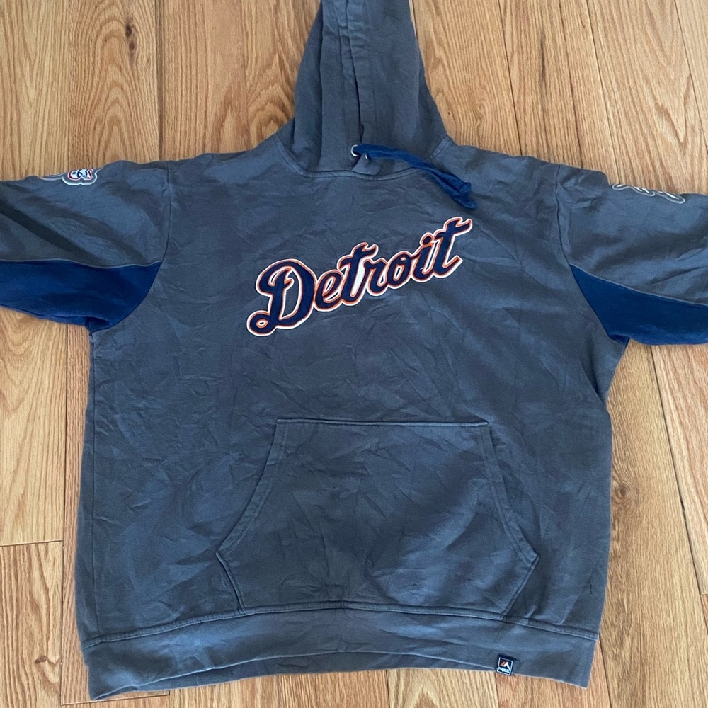 Vintage Detroit Tigers Sweatshirt